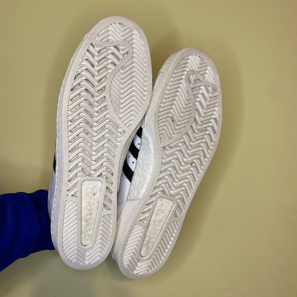 Adidas Shell Toes - Picture 4 of 6